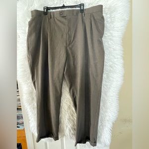 Savane NWT Men’s Tailored 2 U Comfort Waist Timber Taupe Dress Pants-Size 48/29